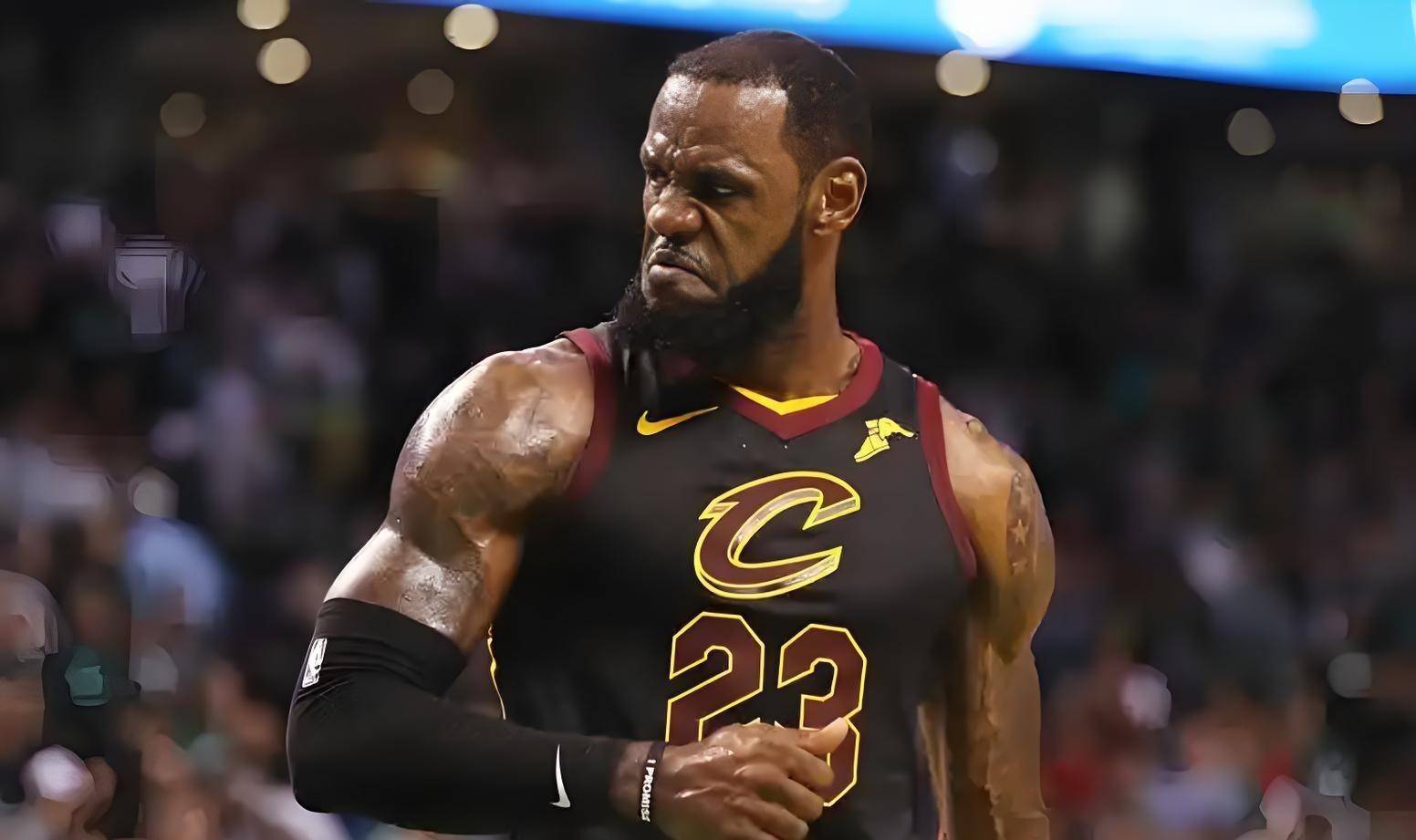 都能看出他, 士后 都能看出他, 士后