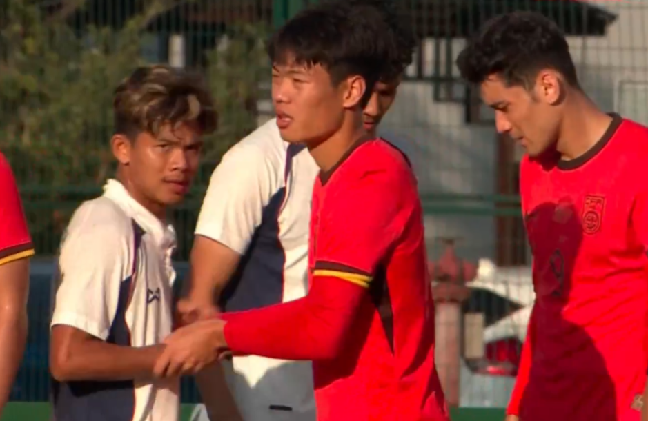 上半场, 全部输球, 头球攻门顶